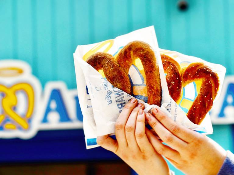 Auntie Anne's Pretzels in Pittsburgh, PA Kennywood